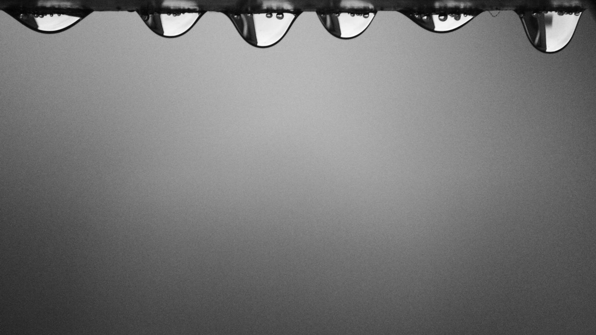 Abstract soft background symbolizing focus and clarity.